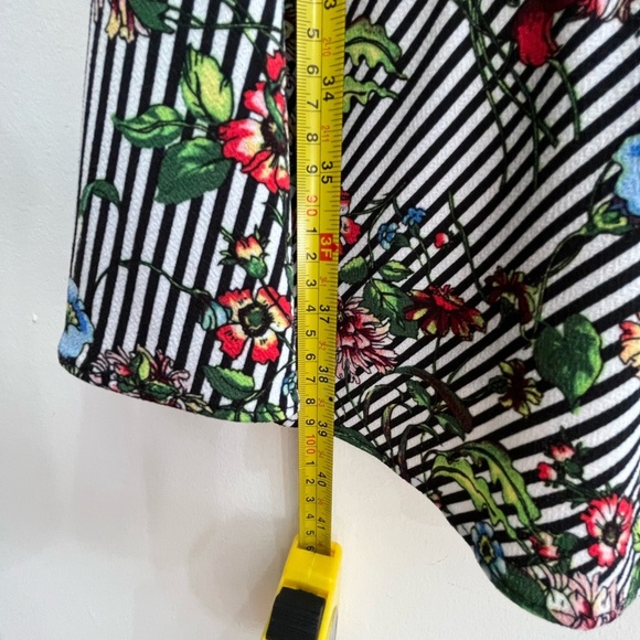 ECI Black Sheath Dress with Red and Green Bell Sleeves. M. I -8 - Picture 7 of 8